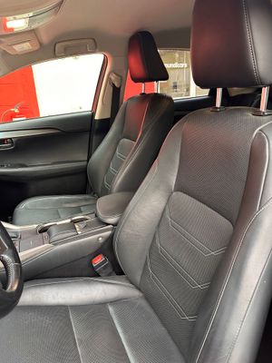 Lexus NX 2.5 300h Business Navigation 2WD  - Foto 21