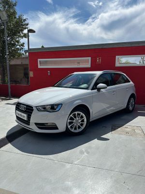 Audi A3 1.6 TDI 105cv S tronic Attraction  - Foto 7