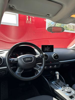 Audi A3 1.6 TDI 105cv S tronic Attraction  - Foto 11