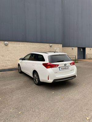 Toyota Auris Hybrid Advance Touring Sports  - Foto 9