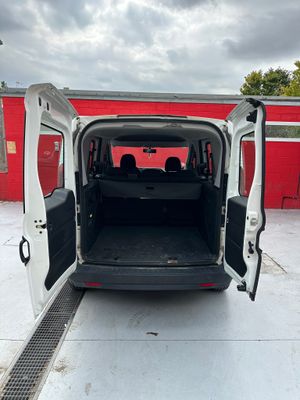 Fiat Doblò 1.3 JTD Pop   - Foto 10