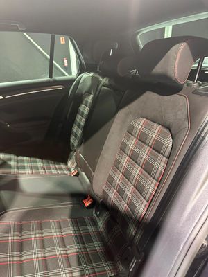 Volkswagen Golf GTI Performance 2.0 TSI 230CV DSG BMT  - Foto 19