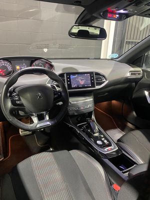 Peugeot 308 5p GT Line 1.5 BlueHDi 96KW (130CV) Auto  - Foto 14