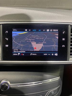 Peugeot 308 5p GT Line 1.5 BlueHDi 96KW (130CV) Auto  - Foto 19