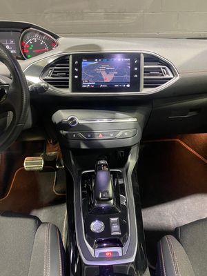 Peugeot 308 5p GT Line 1.5 BlueHDi 96KW (130CV) Auto  - Foto 15