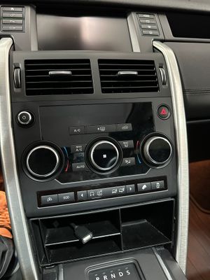 Land-Rover Discovery Sport 2.0L TD4 180CV 4x4 HSE Luxury  - Foto 23