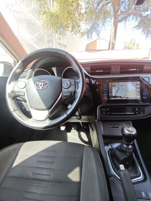 Toyota Auris 1.2 120T Active Touring Sports  - Foto 13