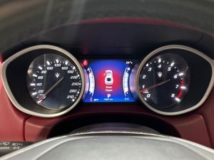 Maserati Ghibli S 3.0 V6 BT 410cv RWD  - Foto 15