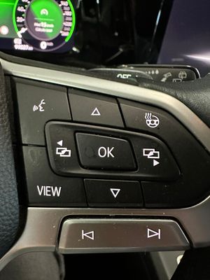 Volkswagen Golf Life 2.0 TDI 110kW (150CV) DSG  - Foto 16