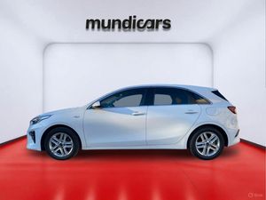 Kia Ceed 1.0 T-GDi 88kW (120CV) Drive  - Foto 8