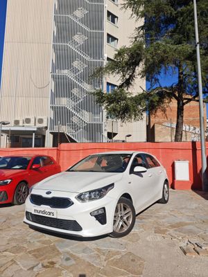 Kia Ceed 1.0 T-GDi 88kW (120CV) Drive  - Foto 6