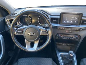 Kia Ceed 1.0 T-GDi 88kW (120CV) Drive  - Foto 13