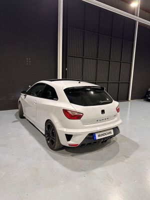 Seat Ibiza SC 1.4 TSI 180cv Cupra DSG  - Foto 9