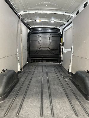 Ford Transit 350 L2H2 Van Ambiente FWD   - Foto 21