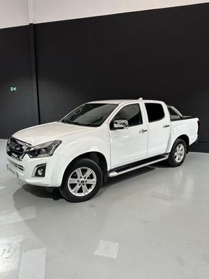 Isuzu D-Max 1.9 Turbodiesel Double Cab Premium+ 4WD   - Foto 8