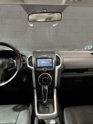 Isuzu D-Max 1.9 Turbodiesel Double Cab Premium+ 4WD   - Foto 11