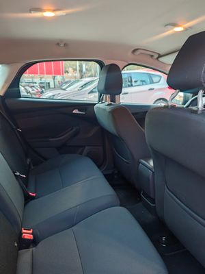 Ford Focus 1.0 Ecoboost Auto-St.-St. 92kW Business  - Foto 16