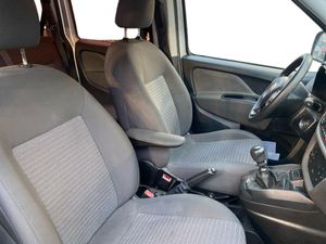 Fiat Doblò Panorama Lounge Largo 1.6 Mjet 120cv E6  - Foto 16