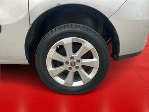 Fiat Doblò Panorama Lounge Largo 1.6 Mjet 120cv E6  - Foto 10