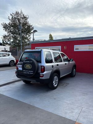Land-Rover Freelander 2.0TD4 S  - Foto 9