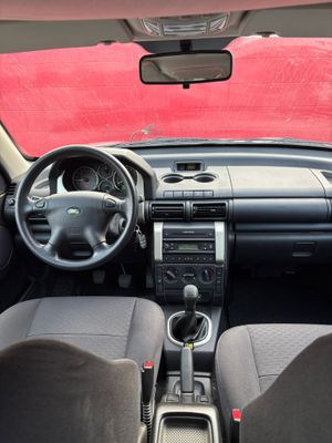 Land-Rover Freelander 2.0TD4 S  - Foto 15