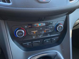 Ford Grand C-MAX 1.0 EcoBoost 125CV Trend+  - Foto 17