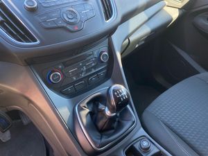 Ford Grand C-MAX 1.0 EcoBoost 125CV Trend+  - Foto 14