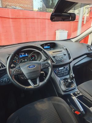 Ford Grand C-MAX 1.0 EcoBoost 125CV Trend+  - Foto 15