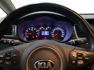 Kia Carens 1.6 GDi 99kW (135CV) Drive  - Foto 12