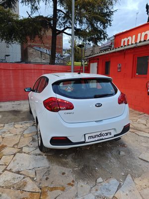 Kia Ceed 1.4 CVVT 100CV Drive  - Foto 8