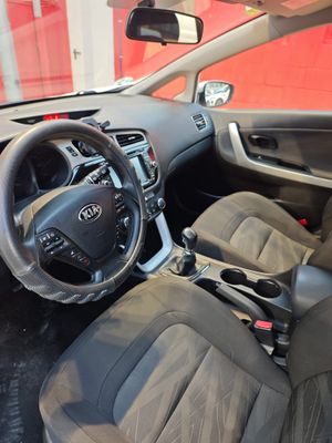 Kia Ceed 1.4 CVVT 100CV Drive  - Foto 14