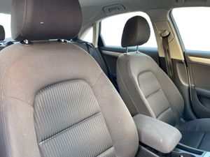 Audi A4 2.0 TDI e 136cv DPF  - Foto 16