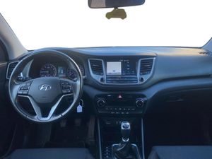 Hyundai Tucson 1.6 GDi BlueDrive Link 4x2  - Foto 12