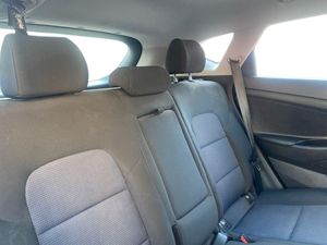 Hyundai Tucson 1.6 GDi BlueDrive Link 4x2  - Foto 17