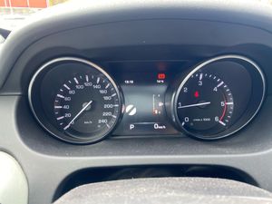 Land-Rover Discovery Sport SD4 4WD HSE Lux AT 7 asientos  - Foto 13