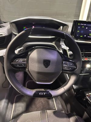 Peugeot 2008 GT BlueHDI 130 S&S EAT8  - Foto 13