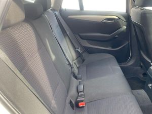 BMW X1 sDrive18d  - Foto 17