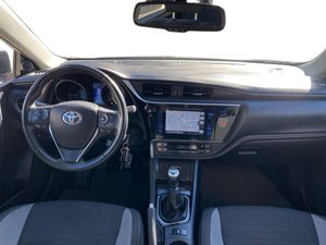 Toyota Auris 1.2 120T Active  - Foto 11