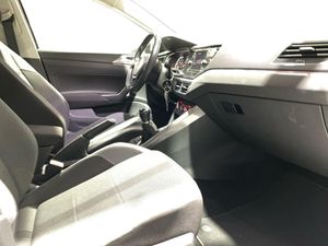 Volkswagen Polo Advance 1.6 TDI 70kW (95CV)  - Foto 17