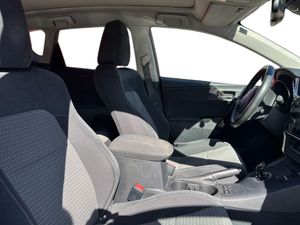 Toyota Auris 1.8 Hybrid Advance  - Foto 17