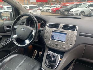 Ford Kuga 2.0 TDCi 2WD Titanium S  - Foto 18