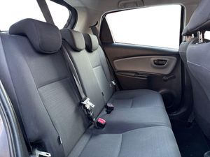 Toyota Yaris 1.0 VVT-i City  - Foto 18