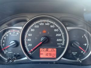Toyota Yaris 1.0 VVT-i City  - Foto 14