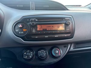 Toyota Yaris 1.0 VVT-i City  - Foto 15