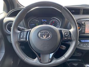 Toyota Yaris 1.5 Hybrid Advance  - Foto 12