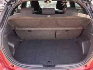 Toyota Yaris 1.5 Hybrid Advance  - Foto 19