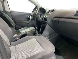 Volkswagen Polo 1.4 Advance  - Foto 17