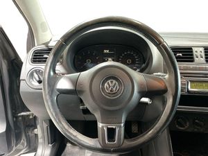 Volkswagen Polo 1.4 Advance  - Foto 12