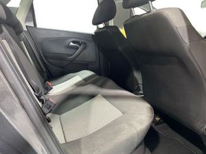 Volkswagen Polo 1.4 Advance  - Foto 18