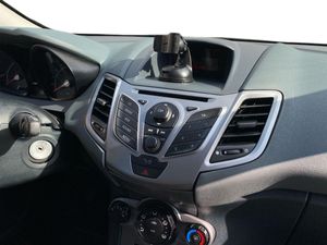 Ford Fiesta 1.4 TDCI Ambiente  - Foto 16